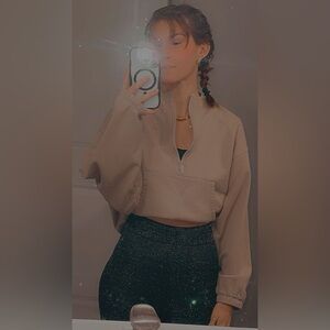 Meet your Posher, Llysa